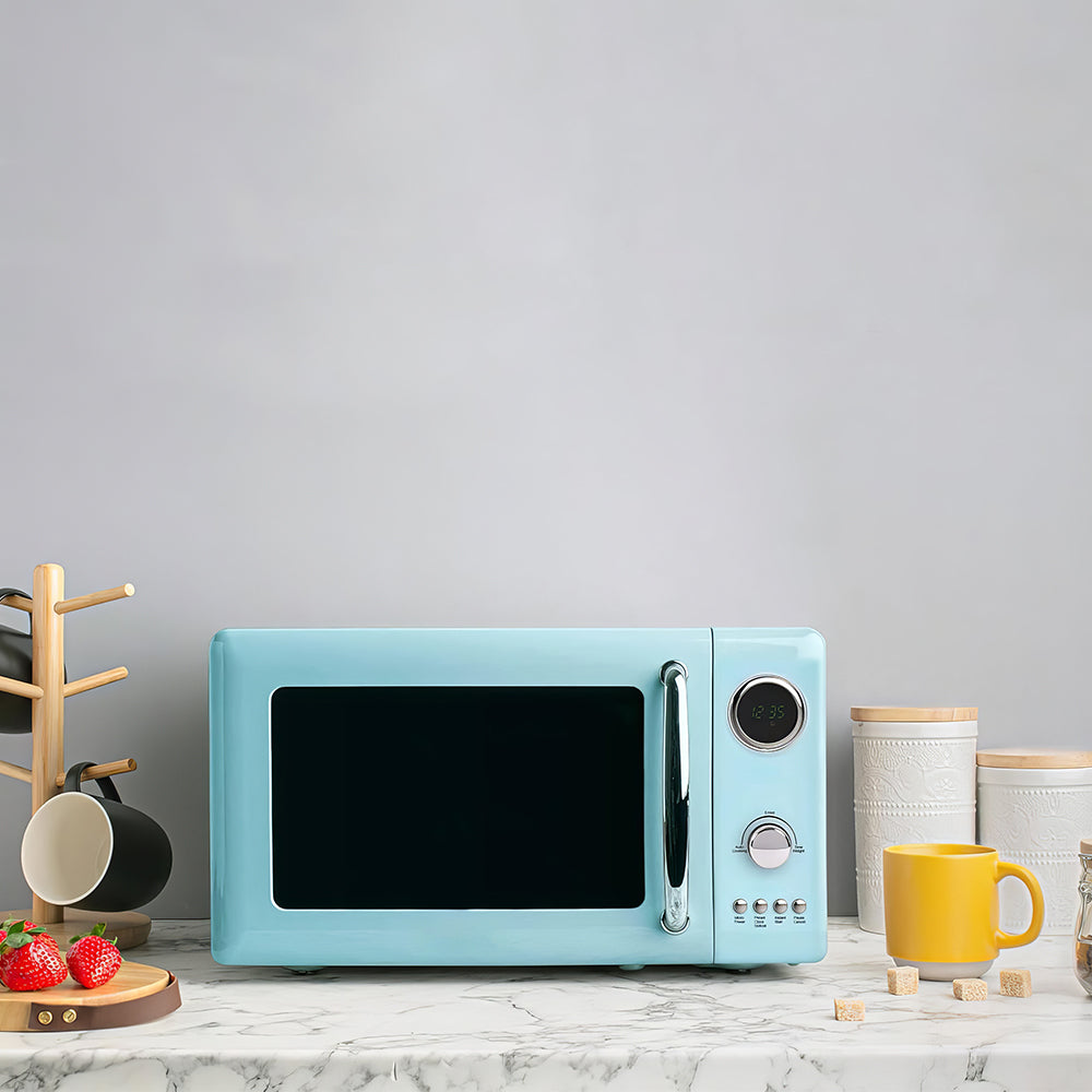 0.7 Cu Ft 700W Compact Countertop Microwave Oven with Digital Controls