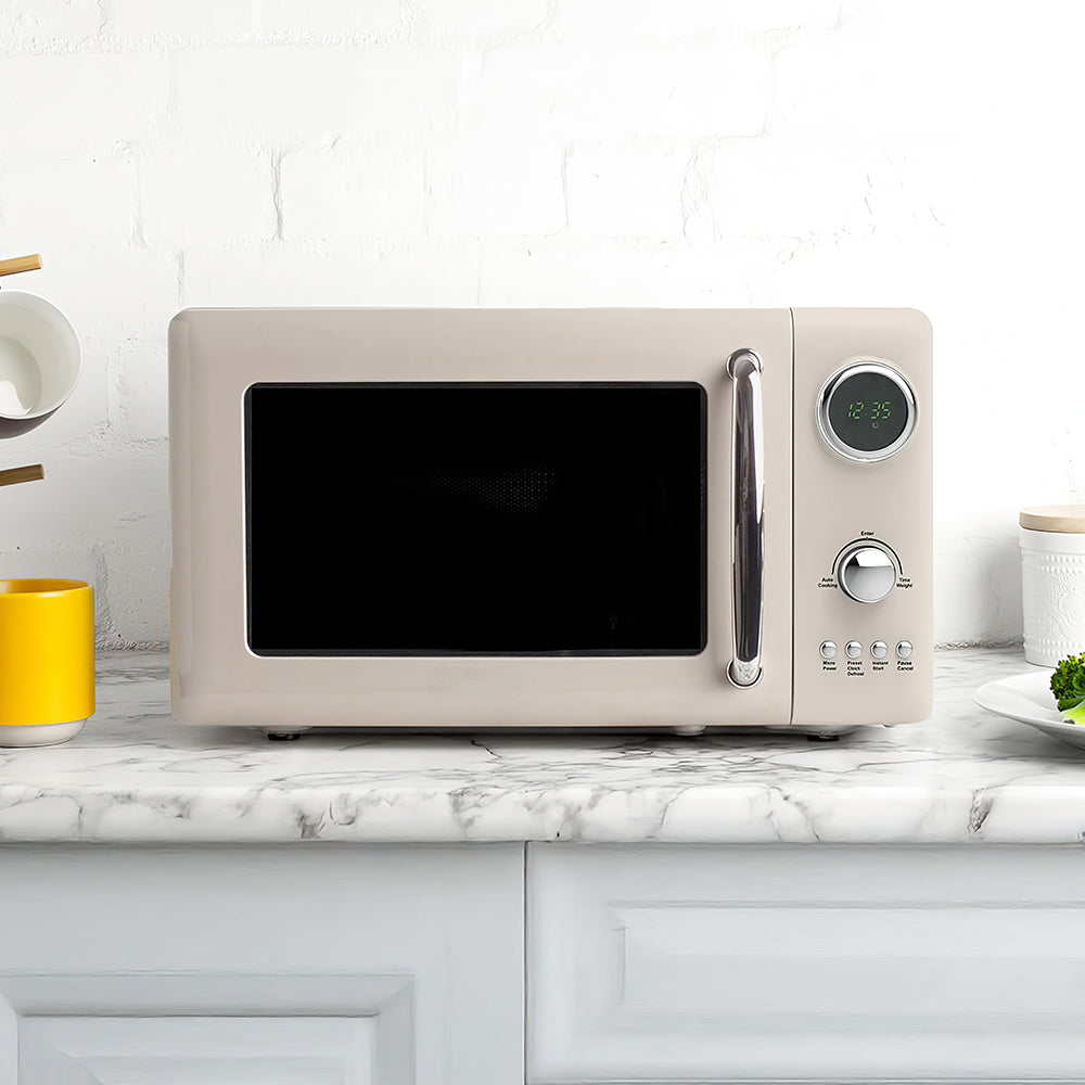 0.7 Cu Ft 700W Compact Countertop Microwave Oven with Digital Controls